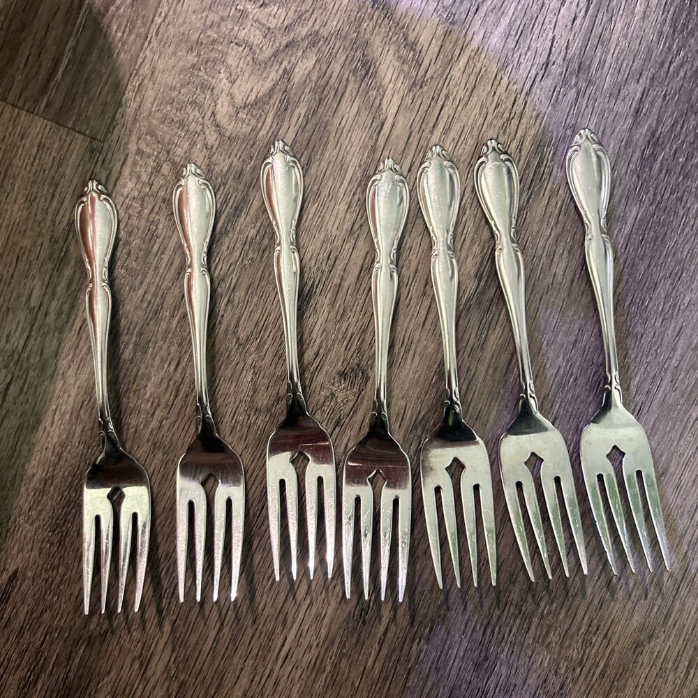 LOT OF 7 ONEIDA STRATHMORE SALAD FORKS DELUXE STAINLESS Replacements
